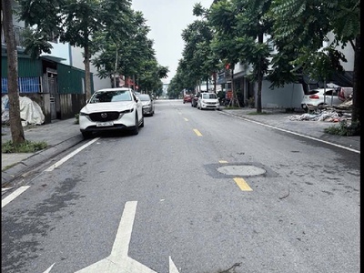  bán nhà xuân đỗ   long biên 32m    mt 4,2m   ngõ ô tô tránh   nhà mới 5 tầng   gần aeon long 4