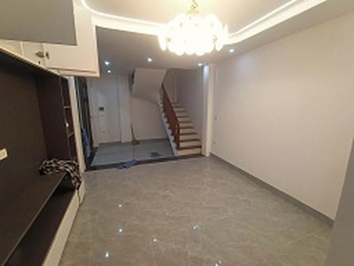 Chính chủ cho thuê nhà 5 tầng riêng biệt phố miếu đầm vị trí đẹp nhà mới full nội thất 1