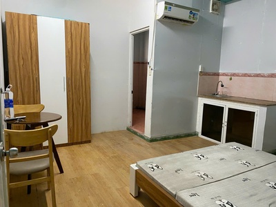 Chính chủ cho thuê căn hộ 3 tầng gồm 5 căn hộ hiện còn 1 căn hộ diện tích 25m2 5