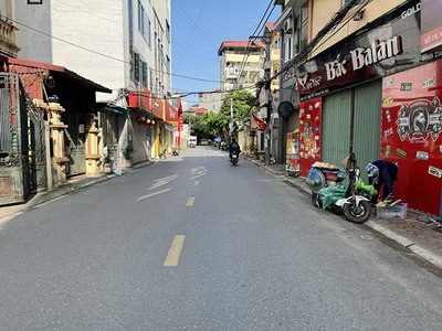 Chính chủ cần bán lô góc 80m2 nhà C4 mặt đường An Đào A, Gia Lâm. Vị trí đẹp Văn Phòng/Khách Sạn 2