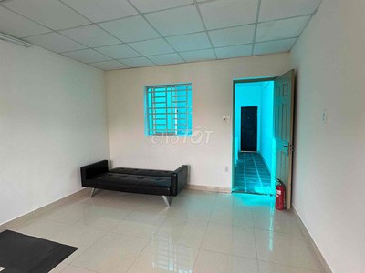 Cho thuê nhà mặt tiền đường Số 3, P.LINH CHIỂU, ĐỐI DIỆN CÔNG VIÊN, 3 TẦNG CÓ 3PN2WC 8