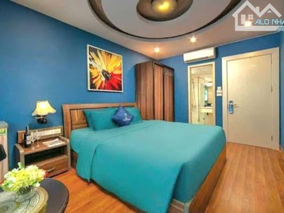 Mp Trần Quốc Vượng 131m2 8 tầng MT 10.5m lô góc doanh thu 2.4 tỷ/năm. 0