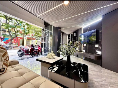 Bán nhà 4 tầng mặt tiền kinh doanh đường Ông ích Khiêm 0