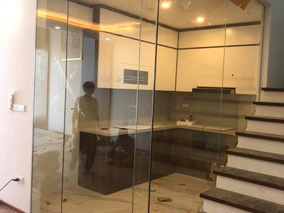 Cửa thủy lực bị xệ và cách khắc phục triệt để   hướng dẫn chi tiết 0