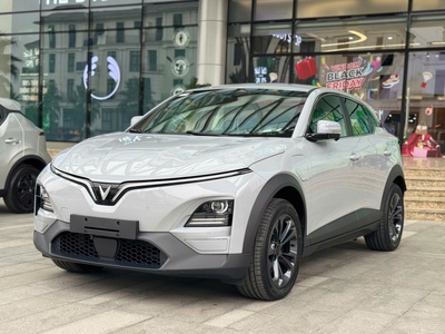 VF6 Ưu đãi giá tốt 1