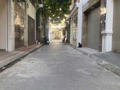 Bán Nhà Đường Tam Trinh  30M2 5 Tầng  Ngõ Thông   Đủ công năng   Ô Tô Đỗ Cửa   Nhỉnh 8 tỷ 4