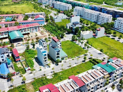 Bán lô đất đã có sẵn sổ, pháp lý rõ ràng, cách Sun Group 1km 7