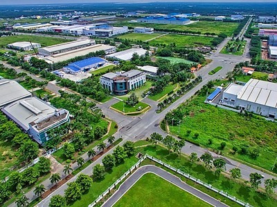 Đất nền trung tâm đất đỏ   sinh lời kép: tăng giá   cho thuê chuyên gia kcn  chỉ 980 triệu 1