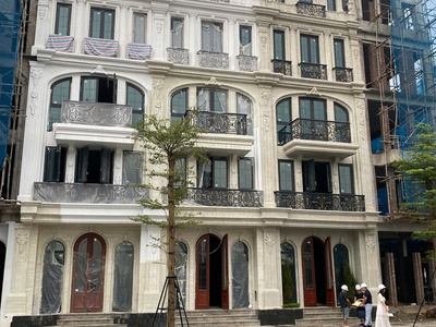 Giá đẹp vị trí đẹp vốn vào chỉ hơn 3 tỷ, xem ngay nhà mẫu noble palace tây thăng long 2