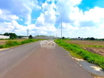 Bán rẻ sào đất 20x100 2000m2 gần hồ du lịch thanh an, dân cư đông, thuận tiện buôn bán, 500tr 1