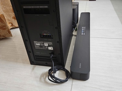 Cần bán Loa soundbar Sony HT-S20R 0