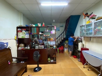 Bán nhà p vip tân sơn nhì, hẻm gần 4m thoáng, 32m2 klg, 2 tầng, chỉ 3 tỷ nhỉnh tl 0