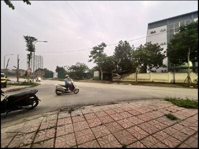 Tái định cư ngọc thụy, long biên - 50m ra hồ, kd đỉnh - lô góc 3 mặt - 13 tỷ hơn ctl 2