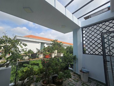 Bán nhà đường trương văn thành,hiệp phú. q9, tp hcm. dt 56m2, 3 tầng, 3pn, sh, giá 8.6 tỷ. 4