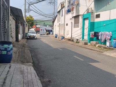 Bán nhà đường 494, tăng nhơn phú a, q9, tp hcm. dt 93m2, 2pn, sh. giá  5.6 tỷ. lh: 4