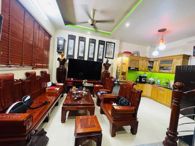 Bán nhà đại la 24/31m2. 4 tầng. mặt tiền 5.2m. giá 9.6 tỷ hai bà trưng hà nội 0