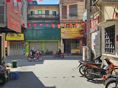 Chính chủ mang đến thuê mặt phố thắng lợi, văn quán, 80m, 19.5 triệu/tháng, 2 bên phố xe con hạn chế 3