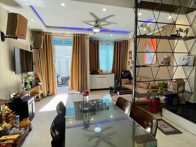 Bán nhà chính chủ ở khương trung 38m 4 tầng ba gác đỗ cửa 8,4 tỷ 1