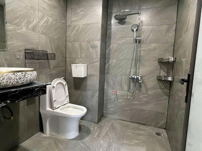 Bác nào đang có tài chính hơn 6 tỷ - hẫy đi xem căn nhà- dt35m2 - 5 tầng- ở thụy phương 3