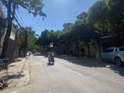 bán đất đức giang ô tô vào tận đất gần ô tô tránh vị trí đẹp 2