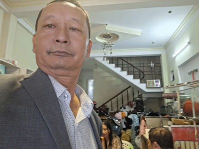 Nhà 3 tầng đẹp 4 ngủ  đất hơn 100m    đường 30m lề 6m giá chưa tới 10 tỷ 3