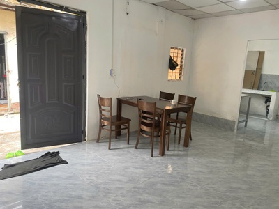 Cho thuê phòng trệt   hẻm rộng  phường tân tạo , bình tân , tp hcm 0