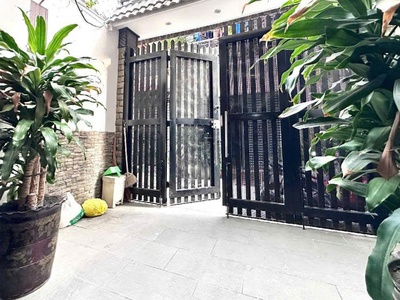Nhà đẹp ngay ngã tư bảy hiền quận tân bình 4.3 x 14 m vuông 5 tầng 8.5 tỷ 0