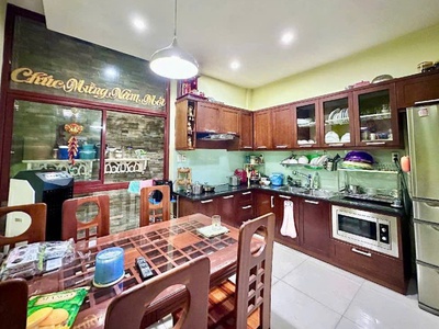 Nhà đẹp ngay ngã tư bảy hiền quận tân bình 4.3 x 14 m vuông 5 tầng 8.5 tỷ 1