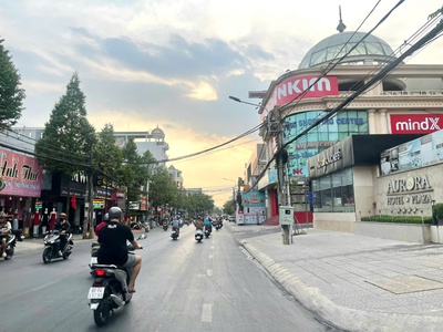 Bán nhà mtkd 420m2 phạm văn thuận tp biên hòa, đồng nai giá chỉ 35 tỷ 4