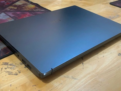 Laptop MSI MODERN 14 Core i3-1115G4 Ram 8GB SSD 512GB VGA ON Màn 14 Inch Full HD Máy Đẹp 1