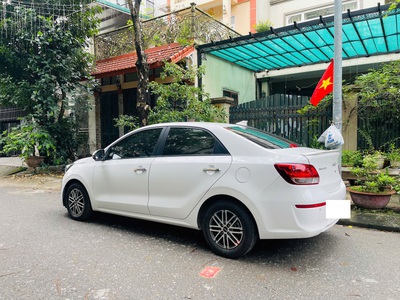 Tôi cần bán chiếc xe KIA SOLUTO 1.4MT Deluxe 2024 màu trắng.xe tên tư nhân chính chủ tôi sử dụng 4