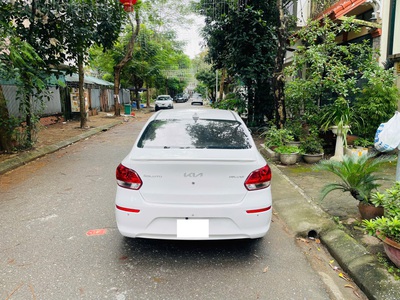 Tôi cần bán chiếc xe KIA SOLUTO 1.4MT Deluxe 2024 màu trắng.xe tên tư nhân chính chủ tôi sử dụng 9