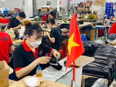 Nguồn Hàng Túi Da, Phụ Kiện Ở Đâu Vừa Đẹp Vừa Bền Lại Có Hóa Đơn VAT 6