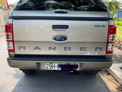 Mình có dư con xe Ford Ranger XLS 2017 fom mới, máy 2.2 Số TĐ một cầu, xe chính chủ 2