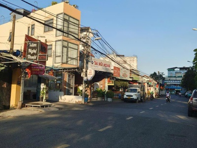 Bán căn góc 4 tầng ngay đỗ xuân hợp, sổ hồng 0