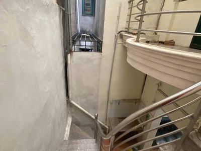 Chính chủ cho thuê nhà nguyên căn   mới đẹp, 3 tầng 0