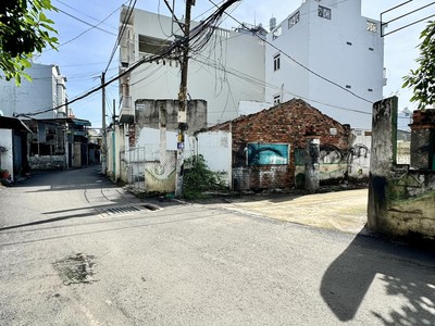 Chủ gửi  đất đẹp  3 mặt tiền đường xe hơi thông, bình trưng, q2cũ tp hcm 2