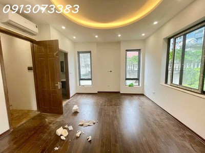 Bán nhà đường láng, thịnh quang, đống đa, dt 62m2, 12t, cách một nhà ra phố, ngay ngã tư sở, nhà 2