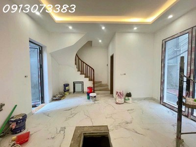 Bán nhà đường láng, thịnh quang, đống đa, dt 62m2, 12t, cách một nhà ra phố, ngay ngã tư sở, nhà 4