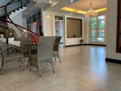 Bán nhà mặt tiền 1 hầm 3 tầng 25x45m giá 77,9 tỷ đường lê thị riêng 2