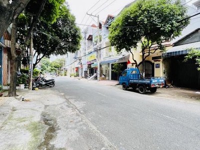 Trục chính độc lập   trương vĩnh ký   2 tầng   72m   sát bàu cát   chỉ 12 3