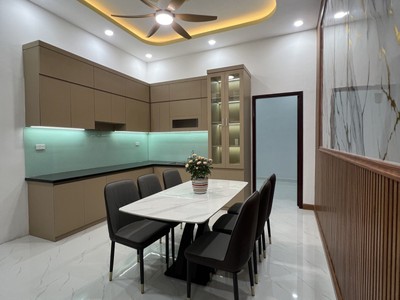 Bán nhà 2 tầng dĩ an,shr đường xe hơi, gần đhqg tphcm 2