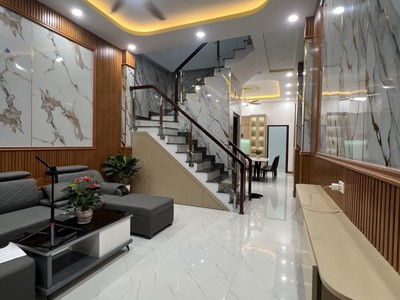 Bán nhà 2 tầng dĩ an,shr đường xe hơi, gần đhqg tphcm 3