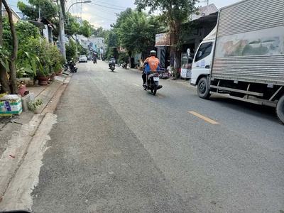 Mặt tiền trương thị ngào dt   219m2 - chợ tân chánh hiệp - ngay coop mart tô ký - vị trí đắc địa - 0