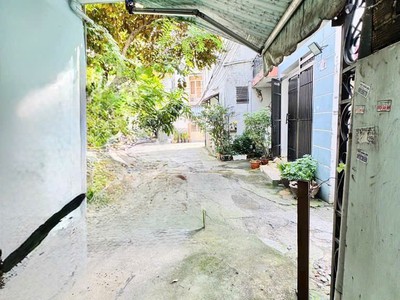 Bán nhà nơ trang long, 5.9x11m, 1 trệt, 1 gác, 2pn, 1 wc, 4.95 tỷ, tl 2