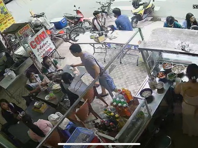 Sang lại mặt bằng   toàn bộ dụng cụ kinh doanh ,tiện ích 2 phòng ngủ full gác nội thất gỗ cao cấp 2