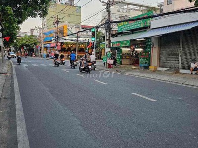 Mặt tiền bông sao,4m2 ngang, 5 tầng. không huy hoạch. 11ty 0