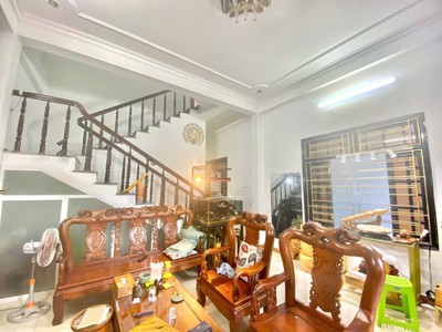 Mt tiểu la, đường 10.5m gần chợ hòa cường, 180m2, ngang 6.7m, ô tô đậu 2 chiều , chỉ 95tr/m2 0