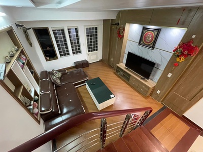 Cho thuê nhà khu phân lô Văn Cao, DT: 58m2, 4 p.ngủ. 0