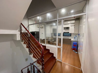 Cho thuê nhà khu phân lô Văn Cao, DT: 58m2, 4 p.ngủ. 3